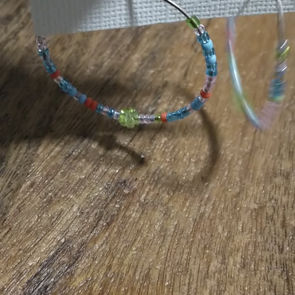 Loop Earings - Picture 4 of 5
